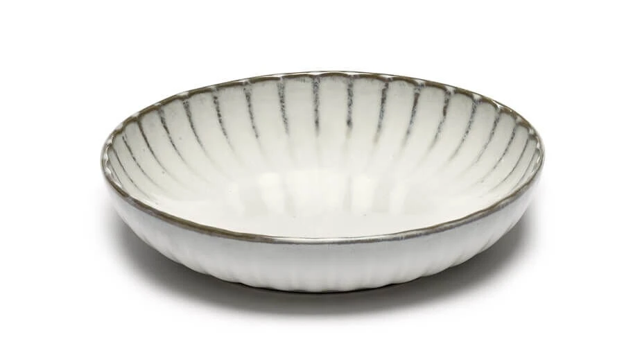 Serax INKU By Sergio Herman Hoog Bord S ø 19 Cm H 4 Cm Aardewerk Wit 3 Serax INKU By Sergio Herman Hoog Bord S ø 19 Cm H 4 Cm Aardewerk Wit