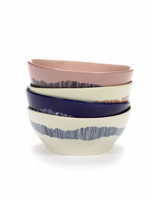Serax Feast By Ottolenghi Kom L ø 17 Cm H 7 Cm Aardewerk Delicious Pink + Swirl-Stripes Blue 5 Serax Feast By Ottolenghi Kom L ø 17 Cm H 7 Cm Aardewerk Delicious Pink + Swirl-Stripes Blue - Afbeelding 3
