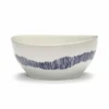 Serax Feast By Ottolenghi Kom S ø 15 Cm H 7 Cm Aardewerk White + Swirl-Stripes Blue -Serax serax feast by ottolenghi kom s 15 cm h 7 cm aardewerk white swirl stripes blue
